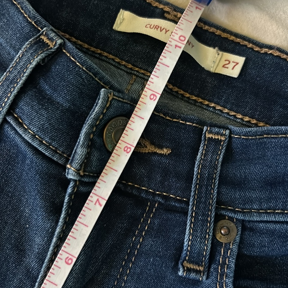 Levi’s Curvy Skinny Leg Jeans. Excellent condition! Size 27 (4) - Picture 8 of 10